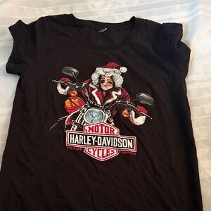 Harley-Davidson Festive Black Tee with Santa Graphic